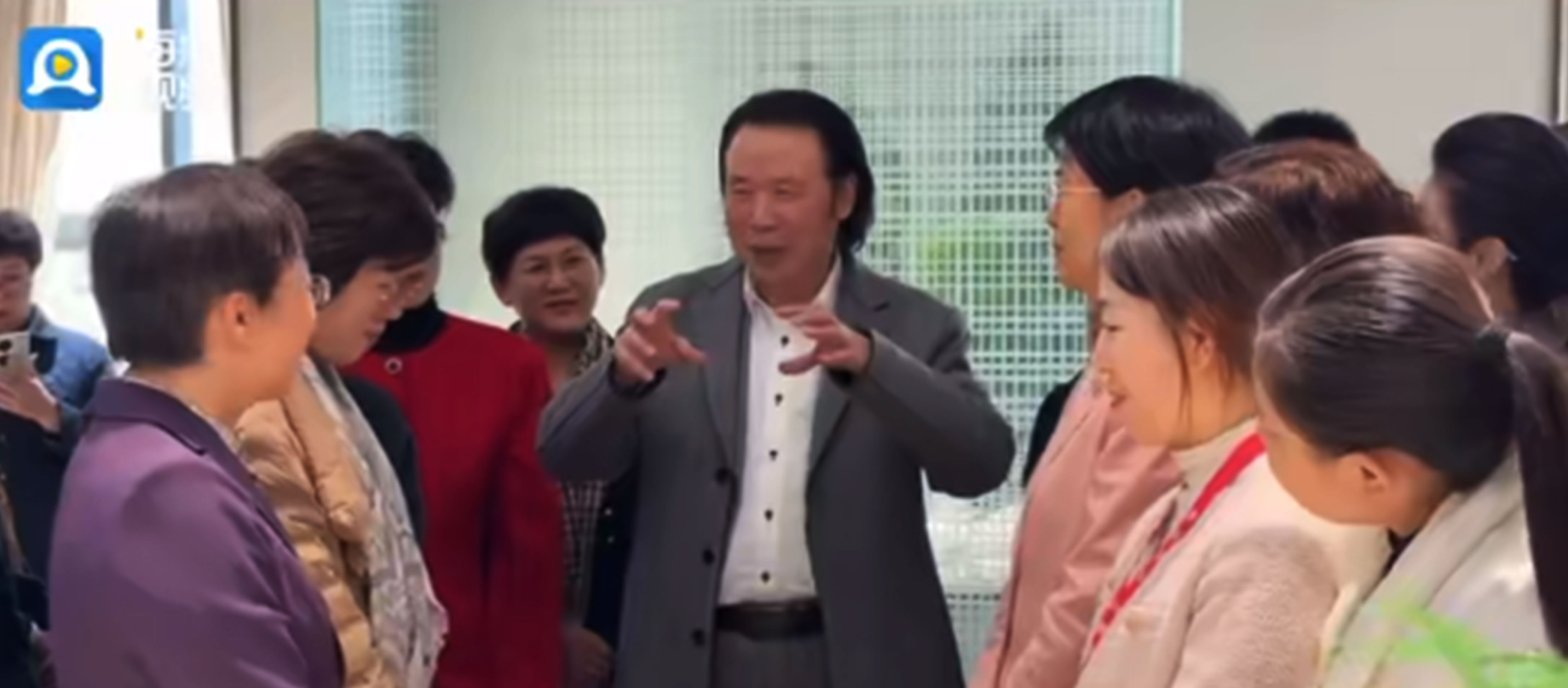 醉心國瓷之美丨山東省女企業(yè)家協(xié)會走進(jìn)華光國瓷